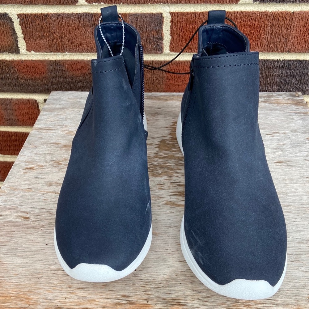 Anne Klein Navy Suede boot